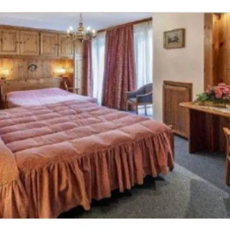 Otel Columbia &