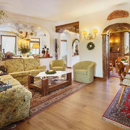 Hotel Columbia & 3*