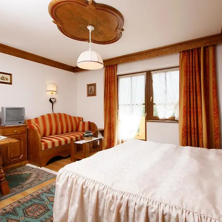 Otel Columbia &