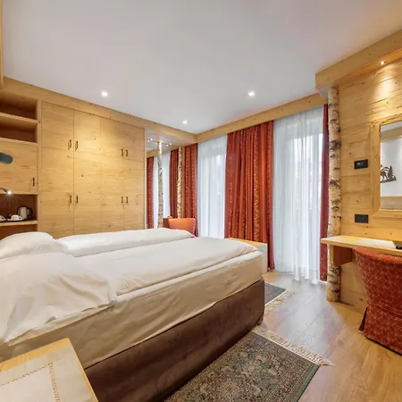 Columbia & Otel Cortina dʼAmpezzo